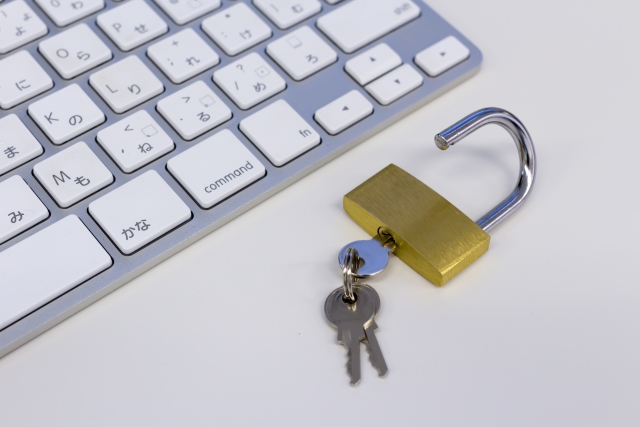 会社のパソコンにはセキュリティリスクがある。情報漏洩を防ぐための考え方や手法